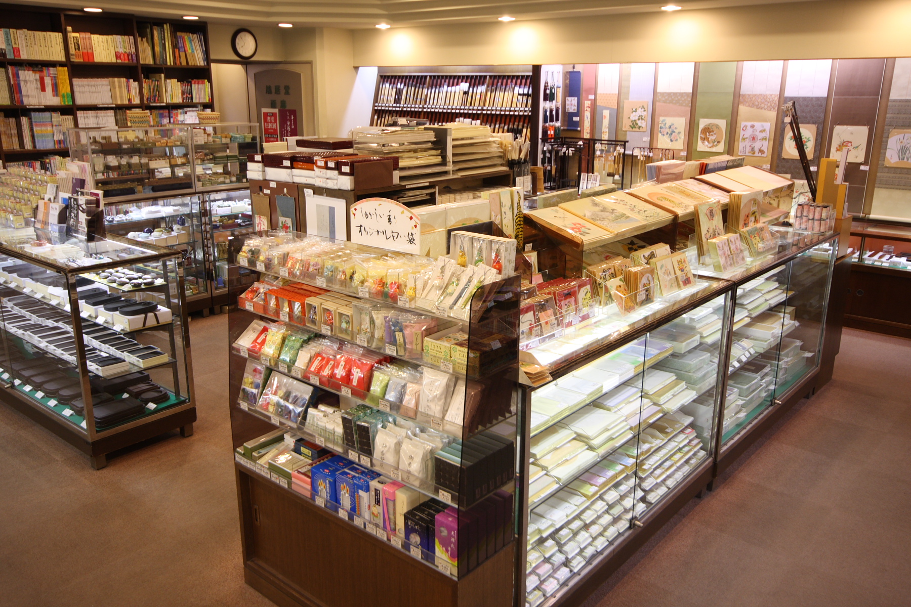 東京鳩居堂 銀座本店 interior