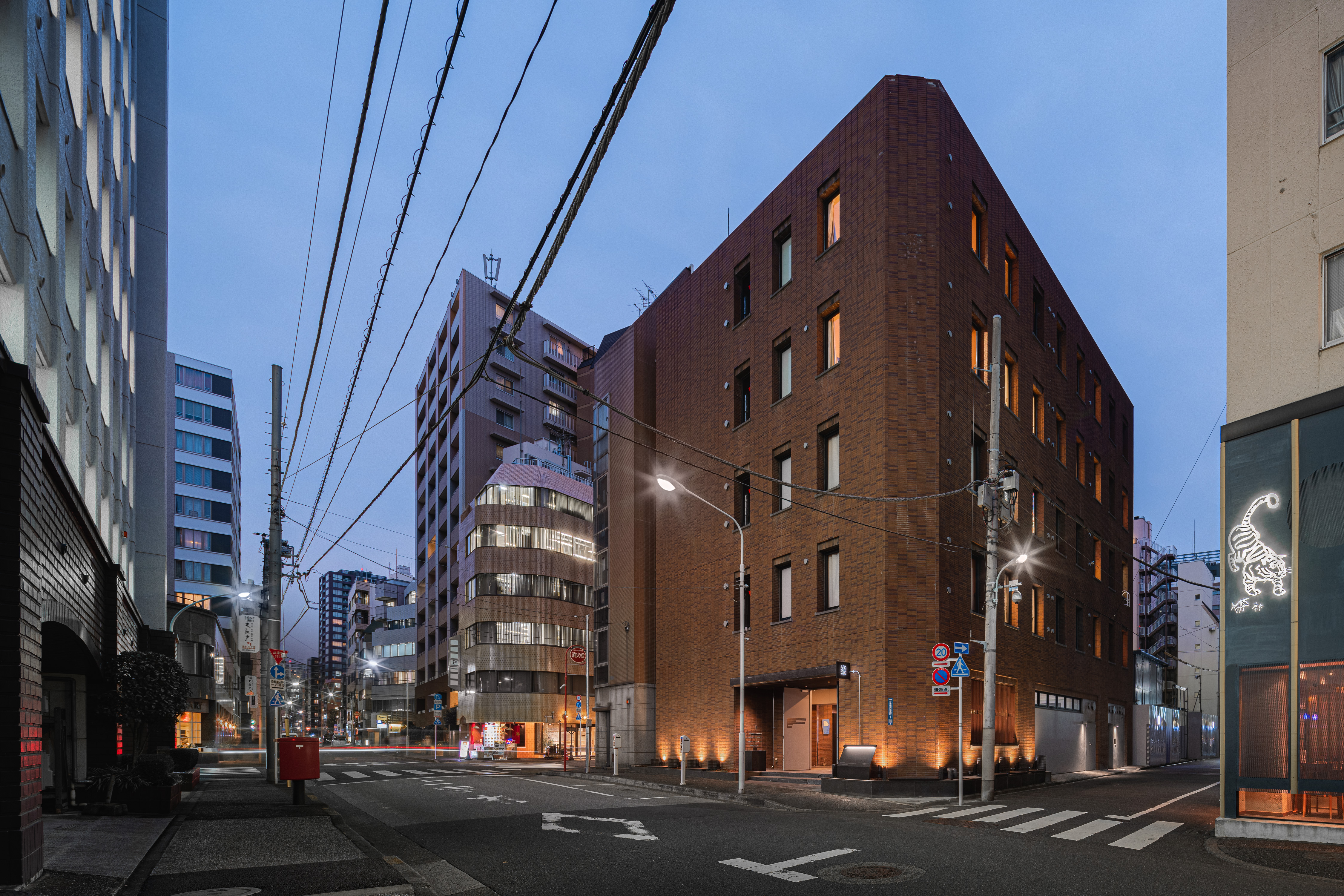 BnA_WALL exterior